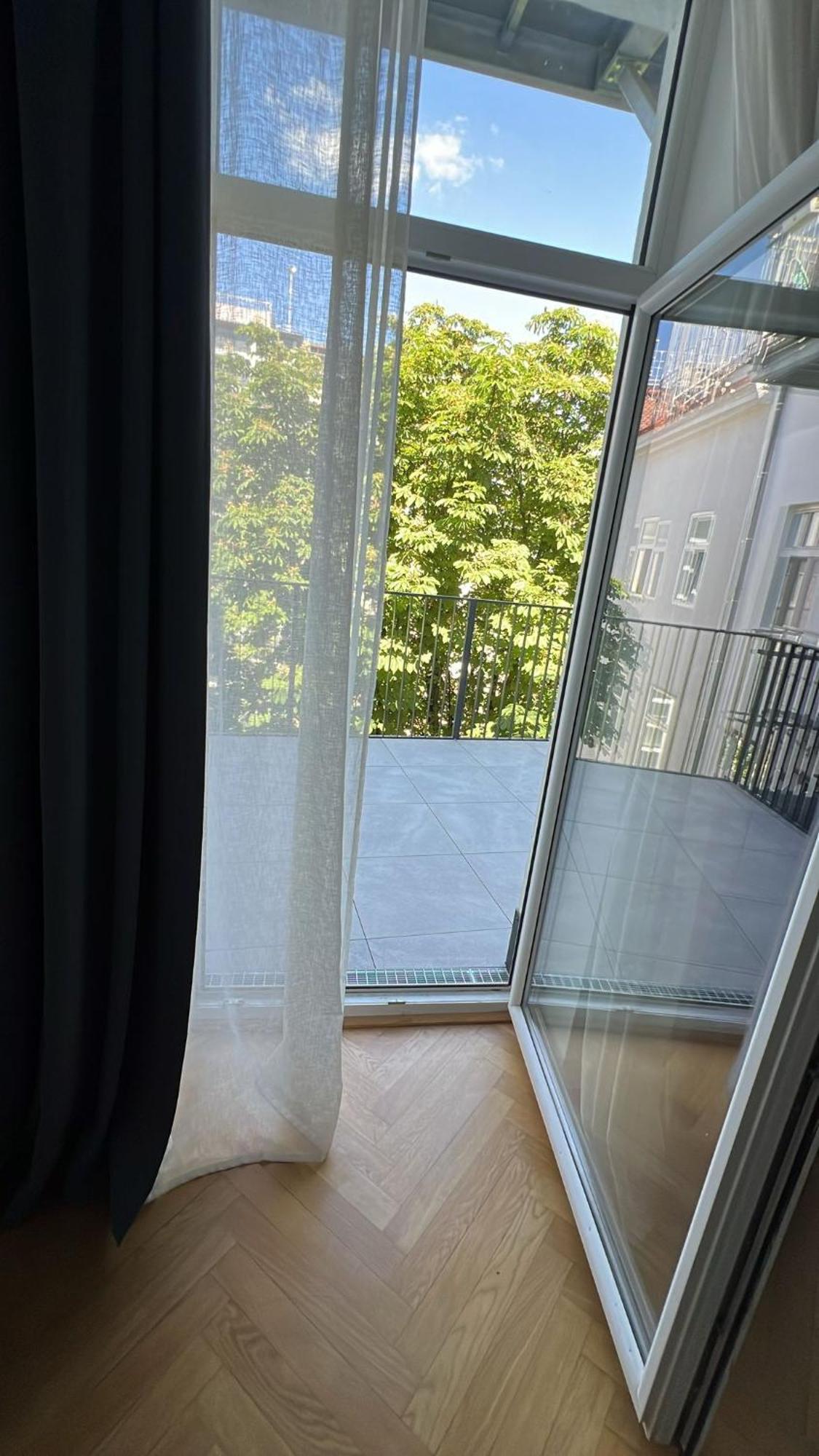 Large Garden-View Balcony Comfort Retreat 1020-Wien Exterior foto